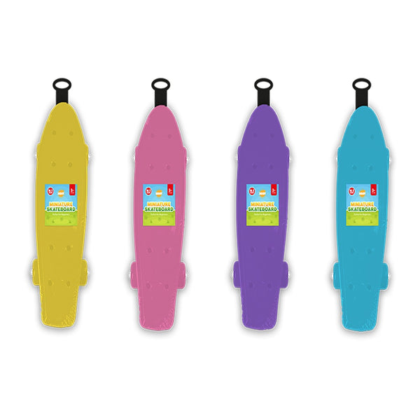 Hoot Mini Skateboard | 16.5" Compact & Durable