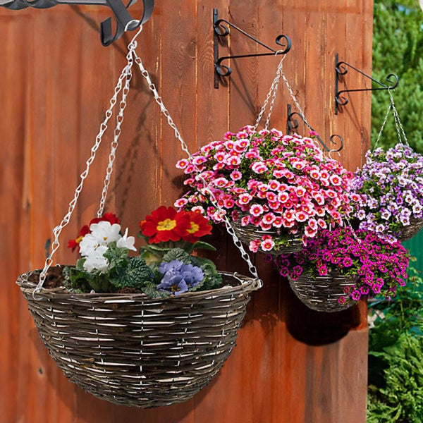 Hanging Baskets & Accessories