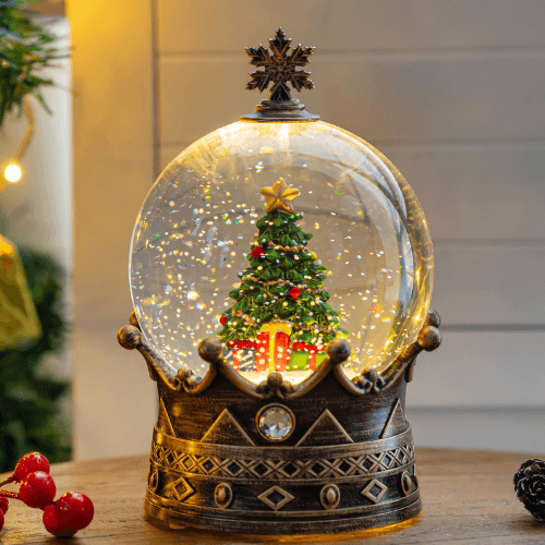 Scenes and Snow globes