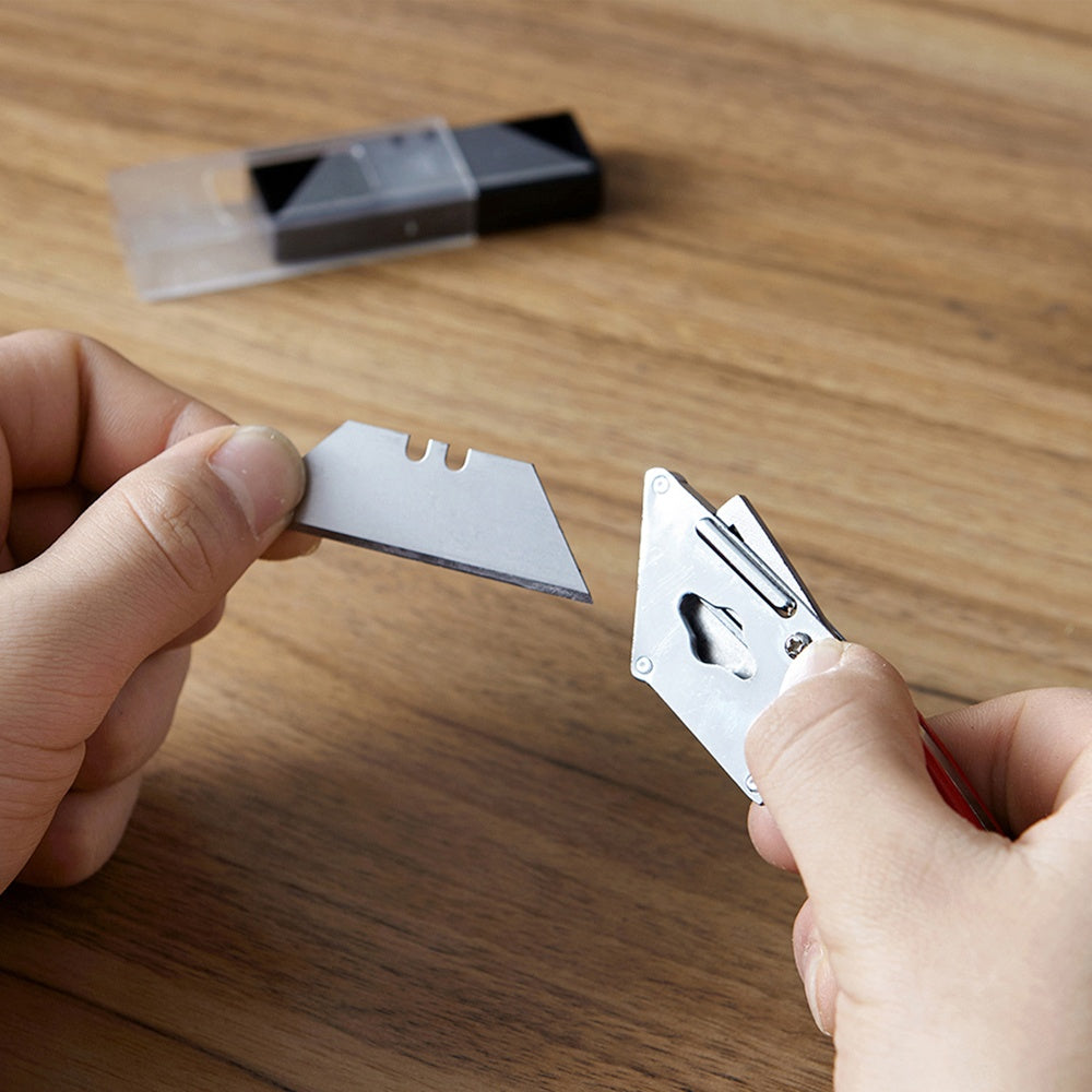 Dekton Folding Metal Tradesman Knife - 5 Blade