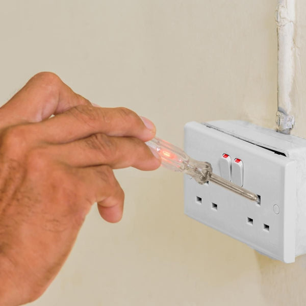 Dekton Mains Tester - 7.5in