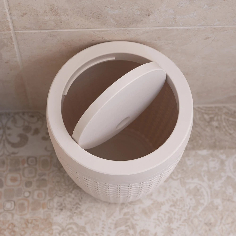 Addis Calico Rattan-Effect Swing-Top Bath Bin | Cream, Compact Round