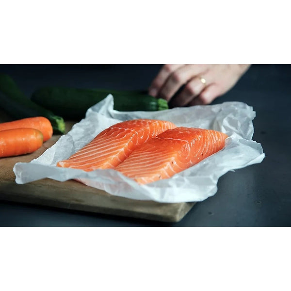 Sealapack Non-Stick Baking Paper Roll | 37cm x 8m, Freezer Safe