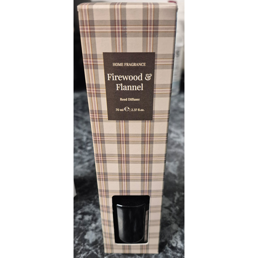 Christmas Green Firewood & Flannel Diffuser | 70 ml, Flameless