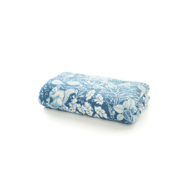 Autumn Collection Winter Forest Ocean Throw | 140x180cm Blue