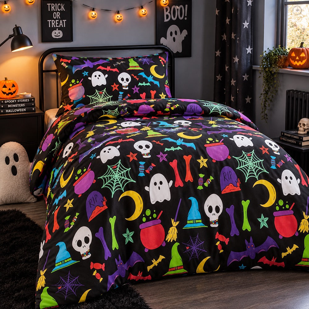 Ghouls & Ghosts Duvet Set | Fun Halloween Design