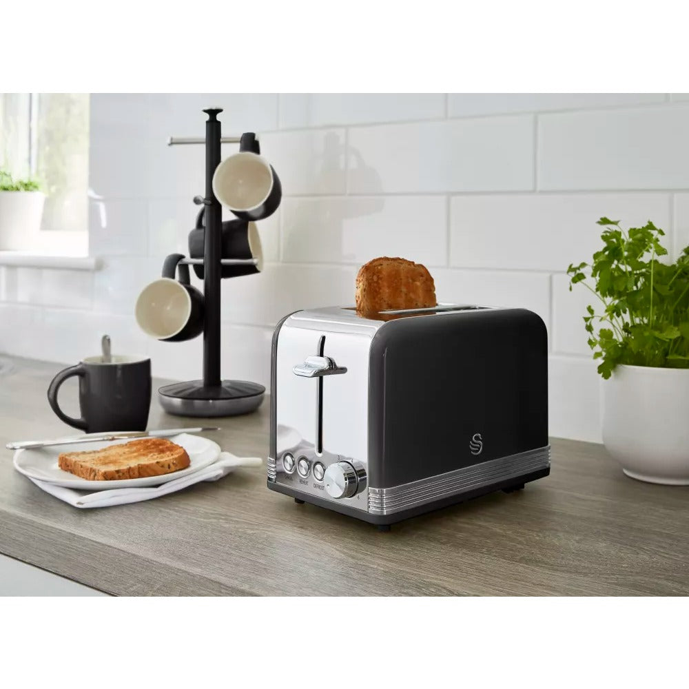 Swan Retro Black 4 Slice Toaster | Browning Control, Cancel, Reheat, Defrost