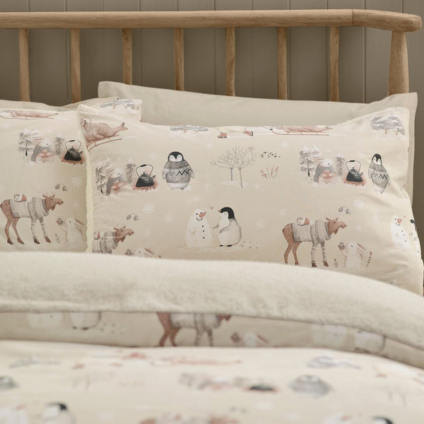 Catherine Lansfield Winter Friends Natural Quilt Set | Single, Plush Reverse