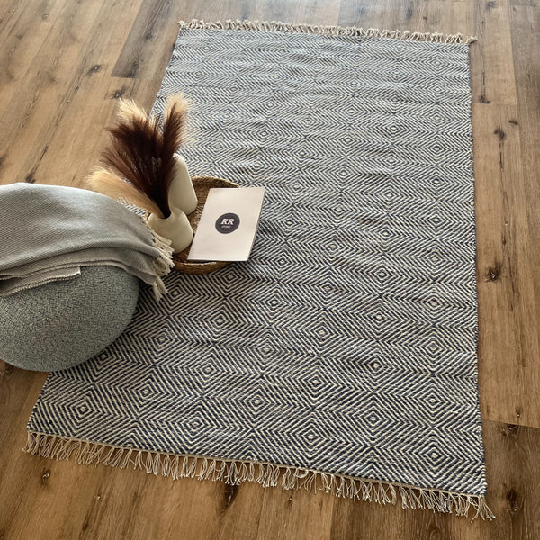 Rolf Blue Wool Geometric Diamond Rug - 120 x 180cm, Fringed Edges