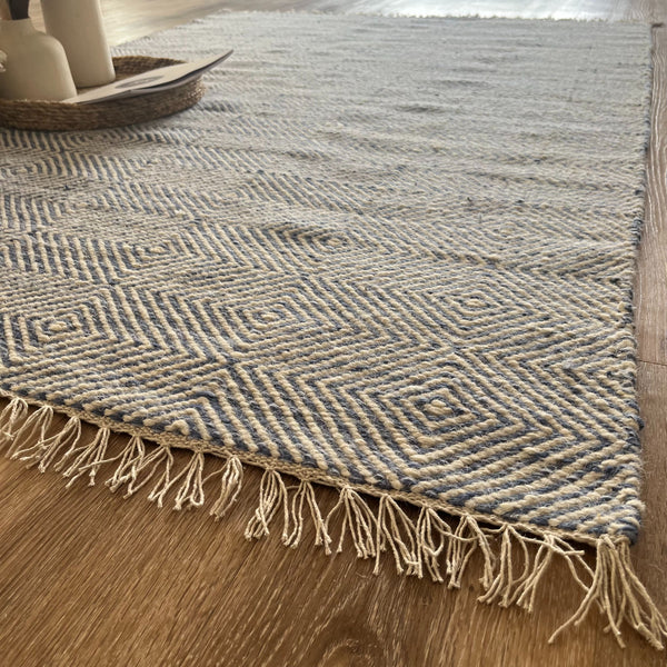 Rolf Blue Wool Geometric Diamond Rug - 120 x 180cm, Fringed Edges