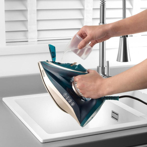 Beldray Duo Glide Steam Iron | Anti Drip & Anti Calc | 2200W - Choice Stores