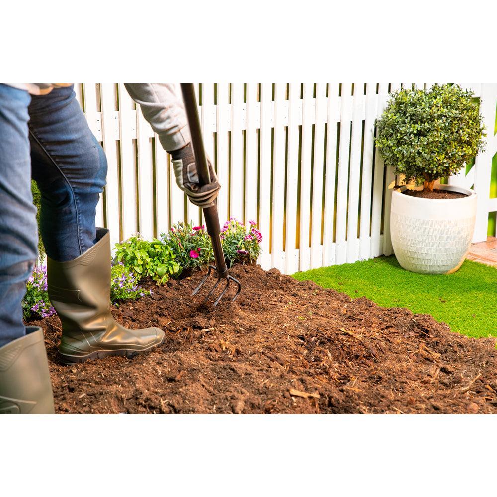 Black + Decker Fibreglass Cultivator with 4 Prongs | 148 x 12 x 10cm - Choice Stores