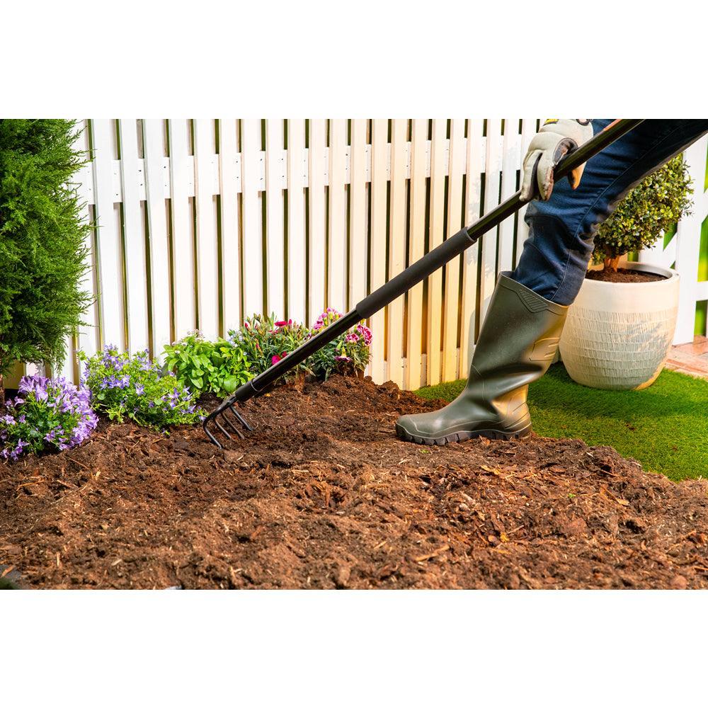 Black + Decker Fibreglass Cultivator with 4 Prongs | 148 x 12 x 10cm - Choice Stores