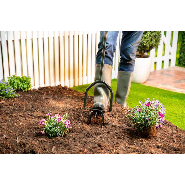 Black + Decker Ratchet Cultivator | 96cm - Choice Stores