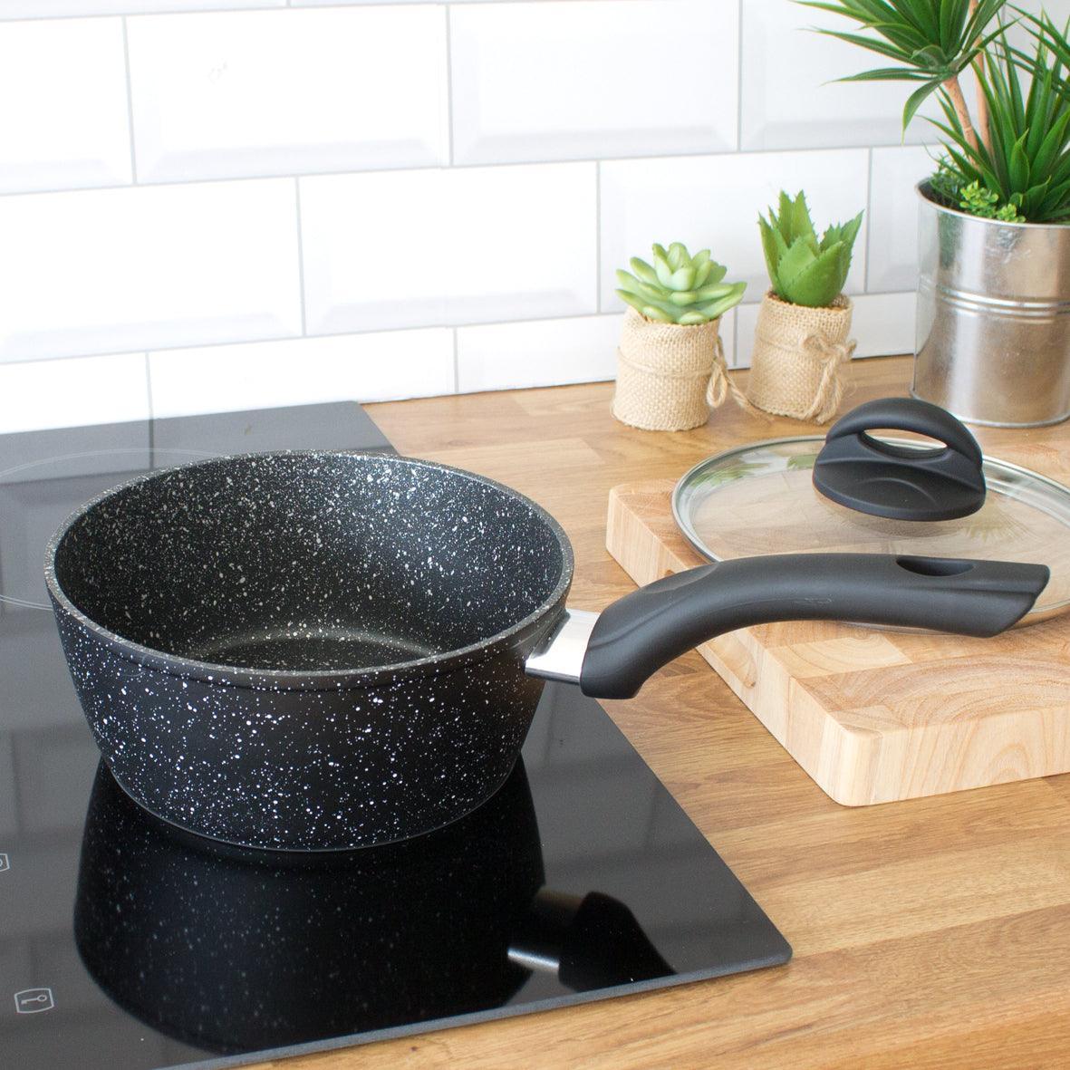 Blackmoor Classic Non-Stick Black Saucepan with Lid | 18cm - Choice Stores