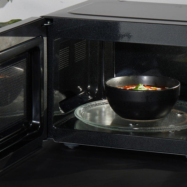 Salter Kuro Black Digital Microwave | 800W - Choice Stores