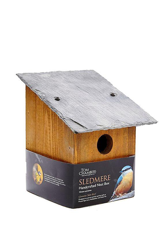 Tom Chambers Sledmere Handcrafted Bird Nest Box | 32mm - Choice Stores