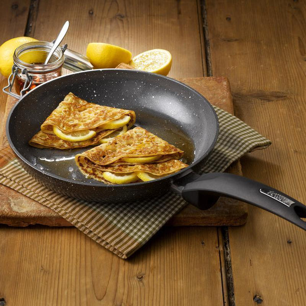 Tower Cerastone Forged Frying Pan Graphite - Choice Stores